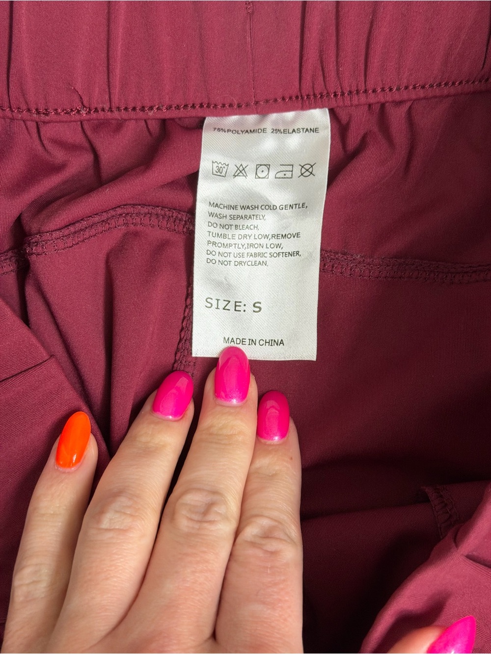 Women's Small Burgundy Deep Red Joggers - Picture 4 of 5
